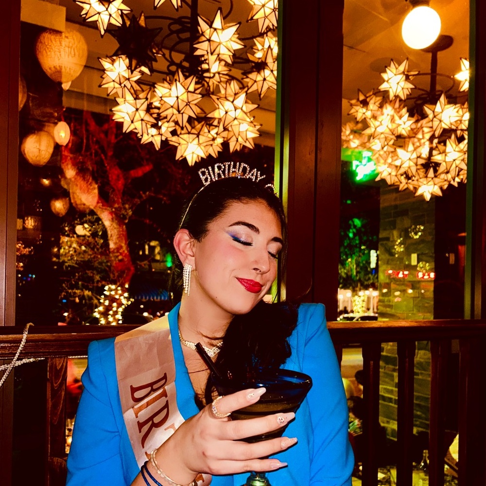 Meet your Posher, Faith